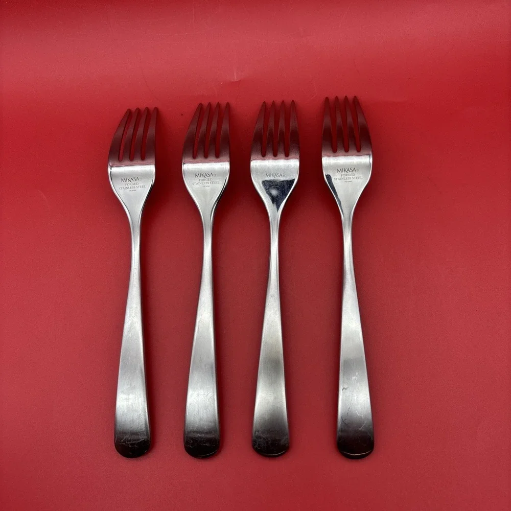 Mikasa LOFTON Satin Stainless Dinner Forks 8 1/8